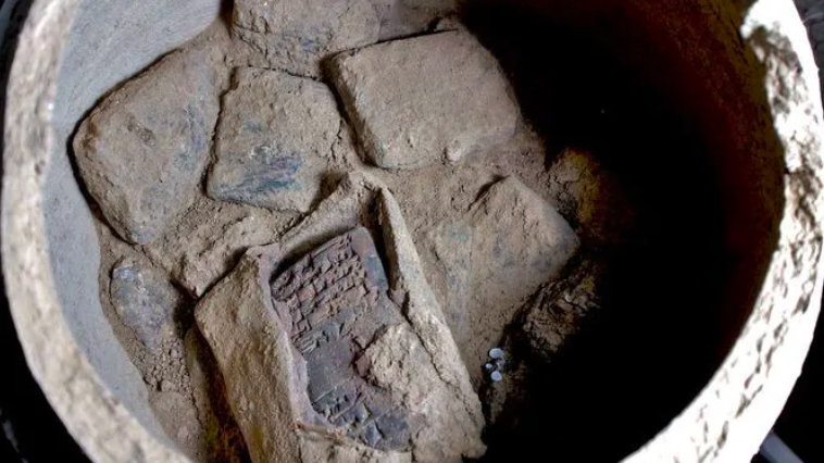 Les tauletes amb escriptura cuneïforme són un dels descobriments més sorprenents d'aquest jaciment mittani | Universitat de Friburg
