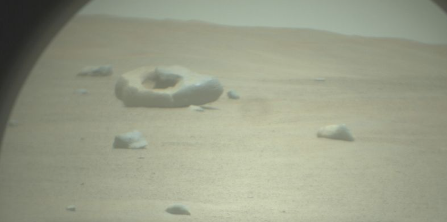 El Perseverance ha trobat una roca molt estranya durant la seva exploració de Mart | NASA / JPL-Caltech