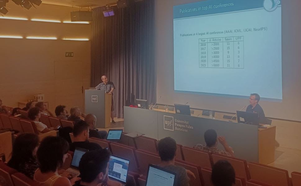 Intervervenció d'Anders Jonsson, acompanyat per Vladimir Estivill | UPF