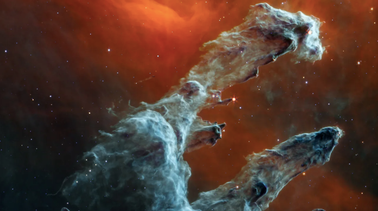 Els Pilars de la Creació vistos a través d'una de les càmeres infraroges del Telescopi Espacial James Webb | NASA / ESA / CSA