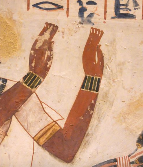 En el caso de los brazos, el cambio había quedado a cuerpo descubierto por el paso del tiempo | LAMS MAFTO CNRS - CA Uliège