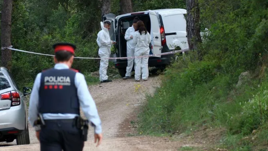 El descubrimiento de un cuerpo calcinado al maletero de un coche abandonado al pantano de Foix puso en marcha la investigación | ACN