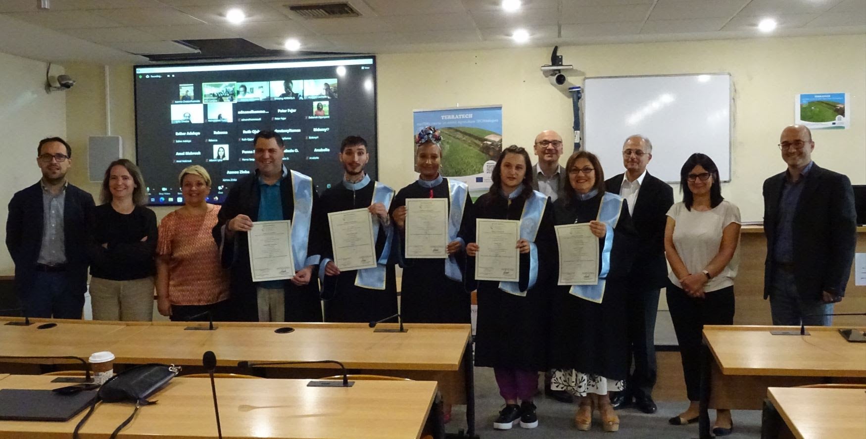 Els primers graduats d'aquest nou màter en tecnologies de l'agricultura | UPF