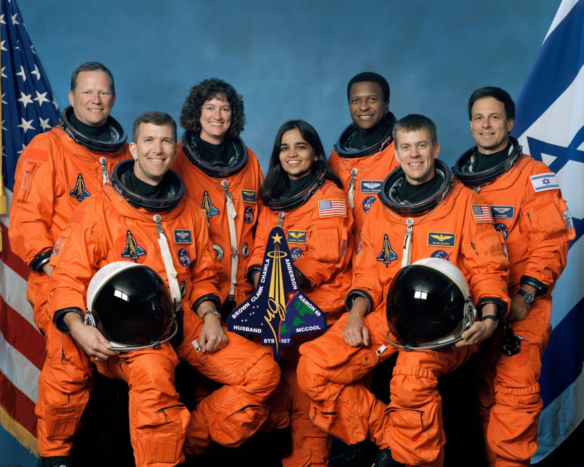 La tripulación de la misión STS-107
