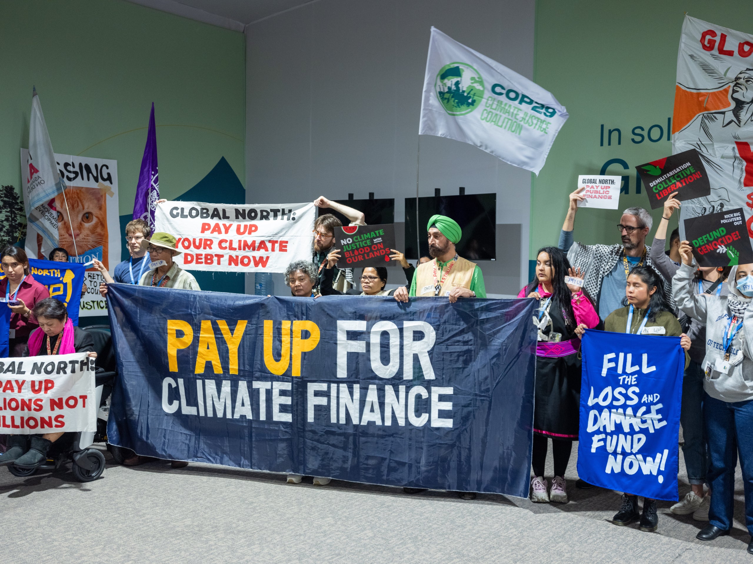 Imatge d'una protesta ecologista durant la COP29 / Europa Press