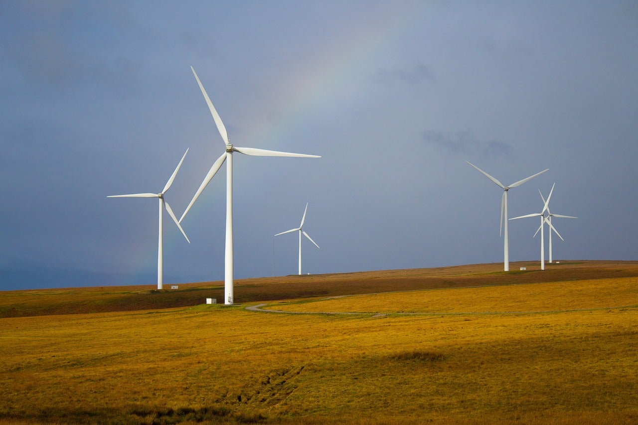 Molins de vent per produir energia eòlica / Pixabay