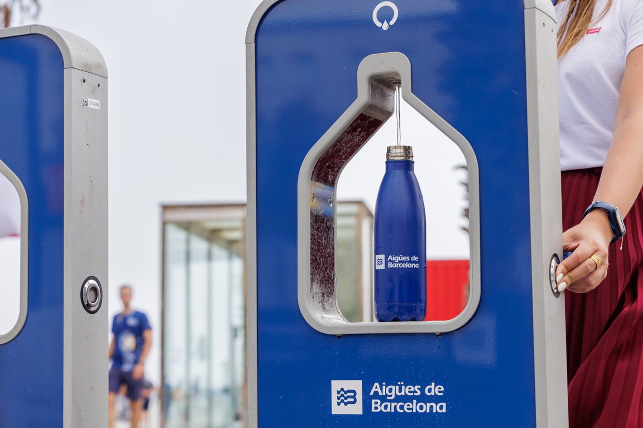 Aigües de Barcelona va instal·lar fonts d'aigua a la darrera edició de la Copa Amèrica de vela per reduir els residus plàstics. | Aigües de Barcelona