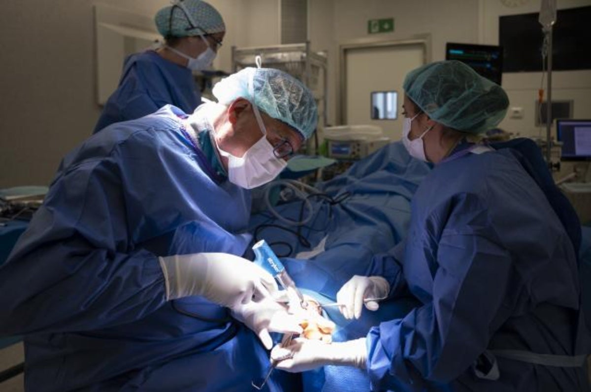 Imatge d'una cirurgia per corregir galindons a Bellvitge | Hospital de Bellvitge
