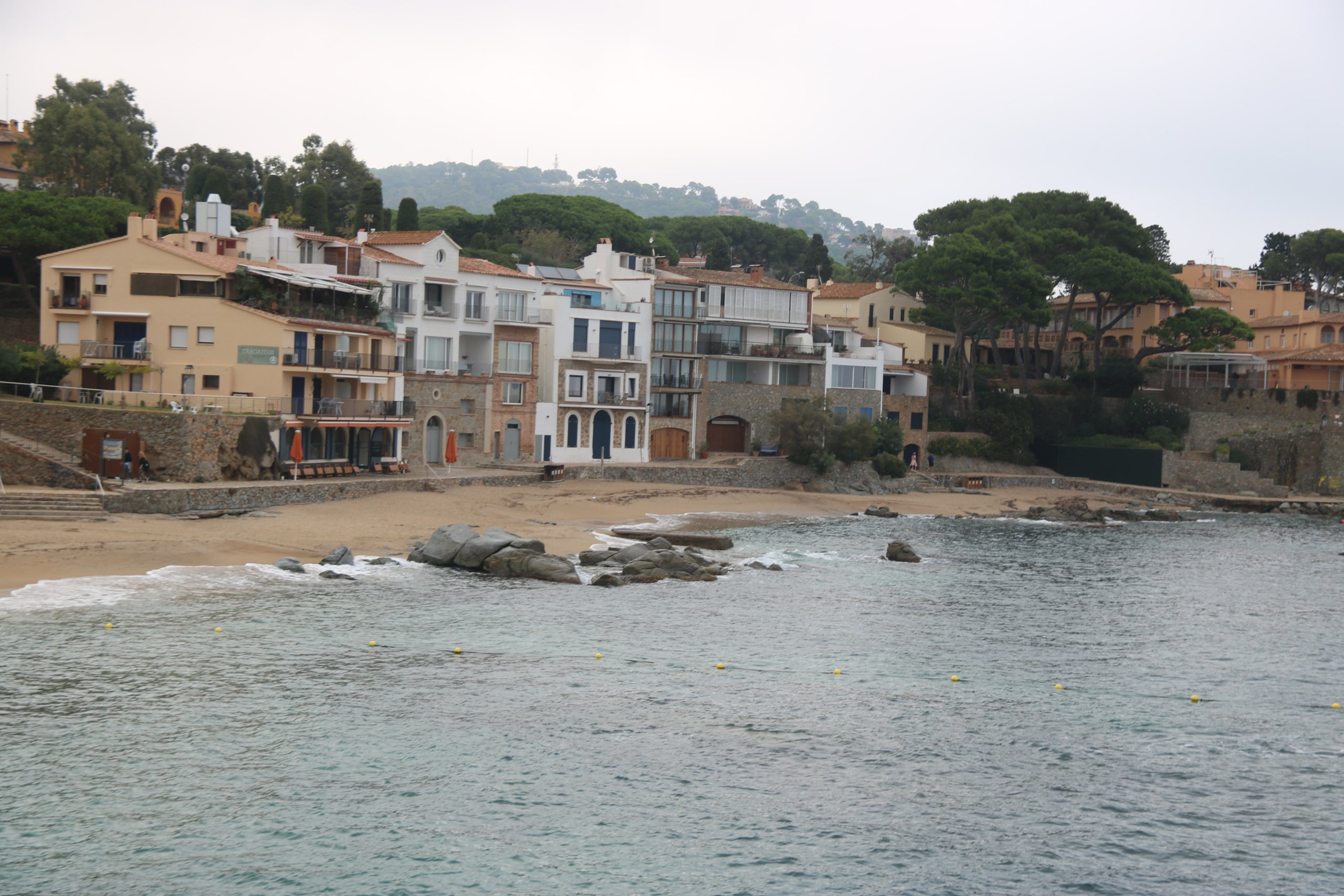 Unes boies a Calella de Palafrugell | Gerard Vilà (ACN)